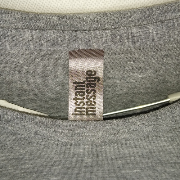 Lady's T shirt - Picture 3 of 4